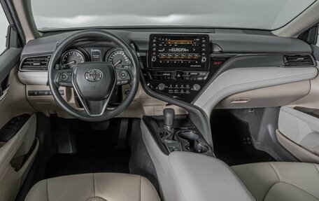 Toyota Camry, 2023 год, 4 519 000 рублей, 7 фотография