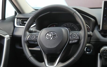 Toyota RAV4, 2022 год, 4 290 000 рублей, 12 фотография