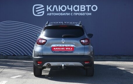 Renault Kaptur I рестайлинг, 2022 год, 1 890 000 рублей, 4 фотография