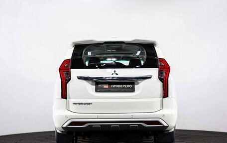 Mitsubishi Montero Sport, 2022 год, 5 220 000 рублей, 5 фотография