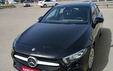 Mercedes-Benz A-Класс, 2019 год, 2 390 000 рублей, 1 фотография