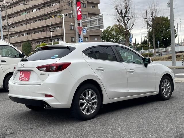 Mazda Axela BM рестайлинг, 2018 год, 1 400 000 рублей, 4 фотография