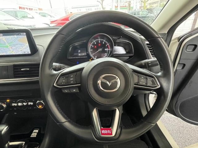 Mazda Axela BM рестайлинг, 2018 год, 1 400 000 рублей, 12 фотография