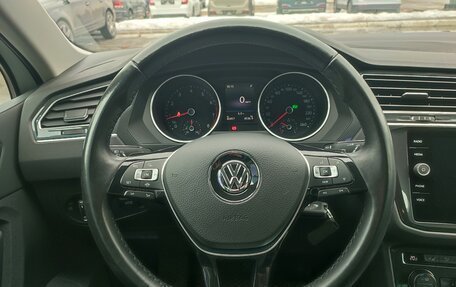Volkswagen Tiguan II, 2018 год, 2 950 000 рублей, 8 фотография