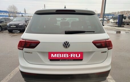 Volkswagen Tiguan II, 2018 год, 2 950 000 рублей, 4 фотография