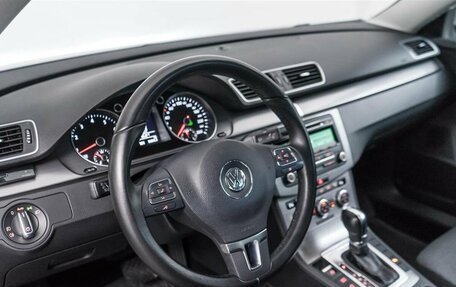 Volkswagen Passat B7, 2013 год, 1 299 000 рублей, 3 фотография