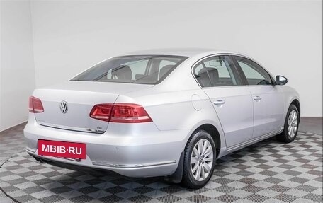 Volkswagen Passat B7, 2013 год, 1 299 000 рублей, 8 фотография