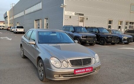 Mercedes-Benz E-Класс, 2005 год, 980 000 рублей, 3 фотография