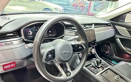 Jaguar XF II, 2021 год, 4 490 000 рублей, 7 фотография