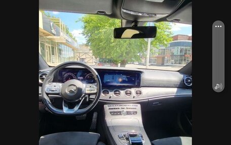 Mercedes-Benz E-Класс, 2018 год, 4 550 000 рублей, 9 фотография