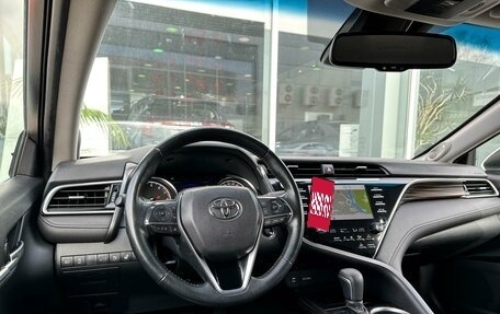 Toyota Camry, 2018 год, 2 825 000 рублей, 6 фотография