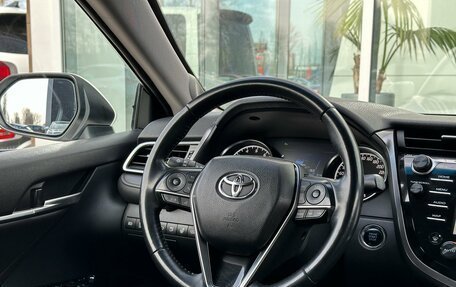 Toyota Camry, 2018 год, 2 825 000 рублей, 12 фотография