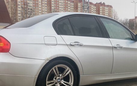 BMW 3 серия, 2006 год, 850 000 рублей, 3 фотография