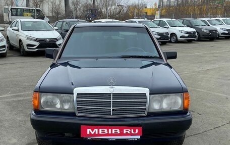 Mercedes-Benz 190 (W201), 1992 год, 330 000 рублей, 2 фотография