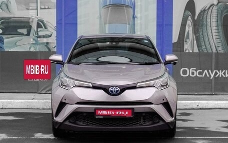 Toyota C-HR I рестайлинг, 2019 год, 2 239 000 рублей, 3 фотография