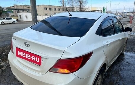 Hyundai Solaris II рестайлинг, 2016 год, 671 000 рублей, 5 фотография
