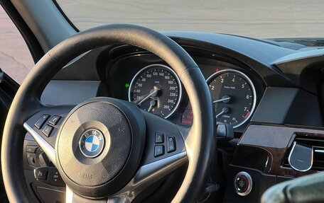 BMW 5 серия, 2007 год, 1 600 000 рублей, 3 фотография