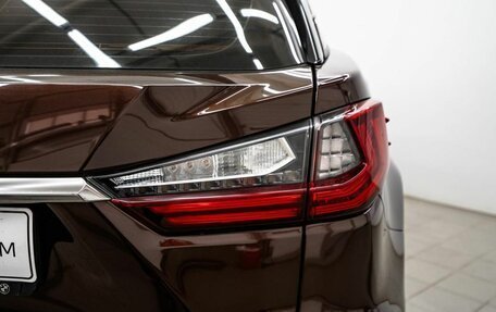 Lexus RX IV рестайлинг, 2017 год, 4 199 000 рублей, 8 фотография