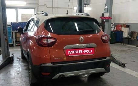 Renault Kaptur I рестайлинг, 2016 год, 1 339 000 рублей, 3 фотография