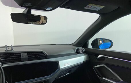 Audi Q3, 2019 год, 3 617 000 рублей, 14 фотография
