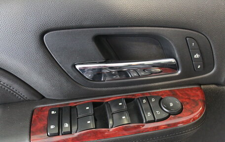 Cadillac Escalade III, 2012 год, 2 495 000 рублей, 19 фотография