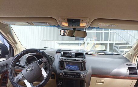 Toyota Land Cruiser Prado 150 рестайлинг 2, 2013 год, 3 870 000 рублей, 5 фотография