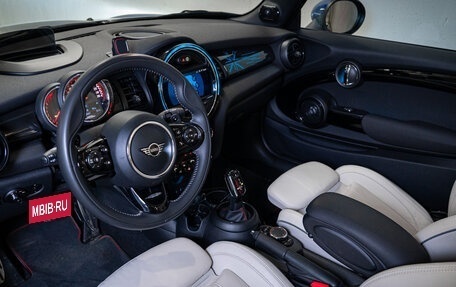 MINI Cabrio, 2019 год, 3 990 000 рублей, 19 фотография