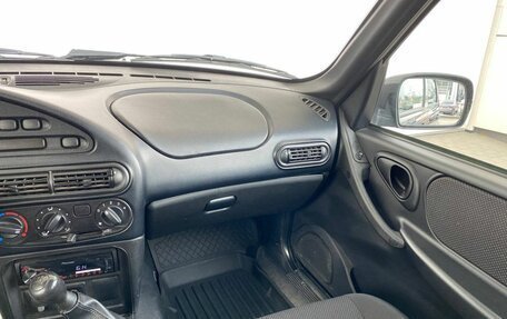 Chevrolet Niva I рестайлинг, 2018 год, 868 000 рублей, 15 фотография