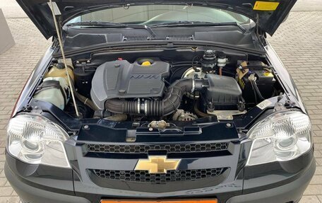 Chevrolet Niva I рестайлинг, 2018 год, 868 000 рублей, 18 фотография