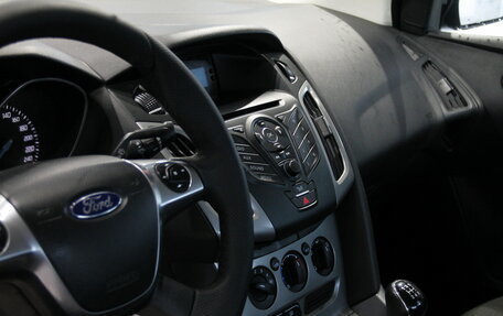 Ford Focus III, 2013 год, 990 000 рублей, 17 фотография