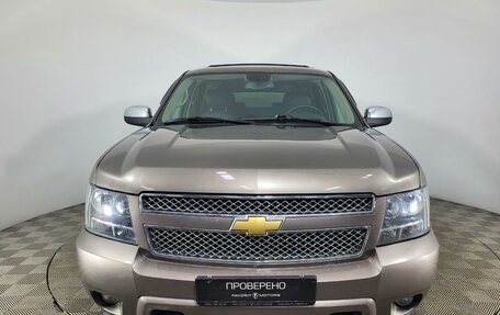 Chevrolet Tahoe III, 2013 год, 2 990 000 рублей, 2 фотография
