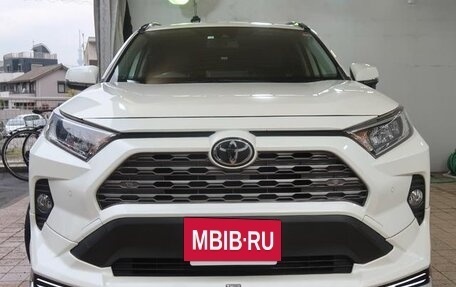 Toyota RAV4, 2020 год, 2 599 000 рублей, 8 фотография