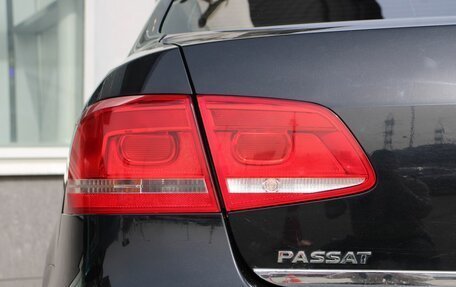 Volkswagen Passat B7, 2011 год, 865 000 рублей, 9 фотография