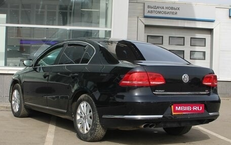 Volkswagen Passat B7, 2011 год, 865 000 рублей, 3 фотография