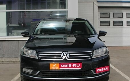Volkswagen Passat B7, 2011 год, 865 000 рублей, 4 фотография