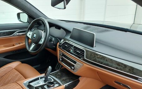 BMW 7 серия, 2021 год, 11 300 000 рублей, 10 фотография