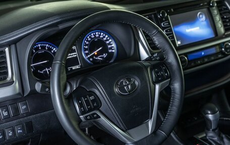 Toyota Highlander III, 2014 год, 3 699 000 рублей, 5 фотография