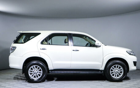 Toyota Fortuner I, 2012 год, 2 640 000 рублей, 4 фотография