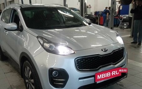 KIA Sportage IV рестайлинг, 2018 год, 1 899 000 рублей, 2 фотография