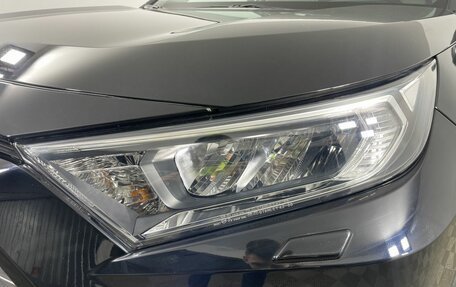 Toyota RAV4, 2021 год, 3 550 000 рублей, 17 фотография