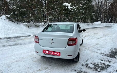 Renault Logan II, 2017 год, 985 000 рублей, 5 фотография