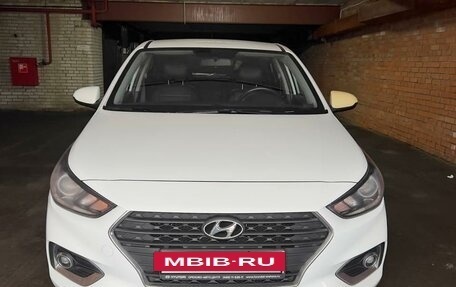 Hyundai Solaris II рестайлинг, 2018 год, 1 700 000 рублей, 9 фотография