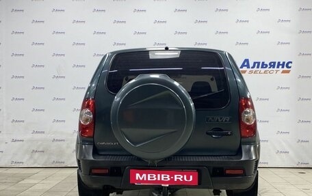 Chevrolet Niva I рестайлинг, 2011 год, 640 000 рублей, 3 фотография