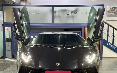Lamborghini Aventador I рестайлинг, 2019 год, 33 720 000 рублей, 3 фотография
