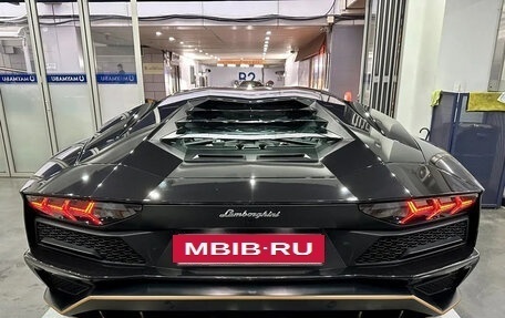 Lamborghini Aventador I рестайлинг, 2019 год, 33 720 000 рублей, 4 фотография