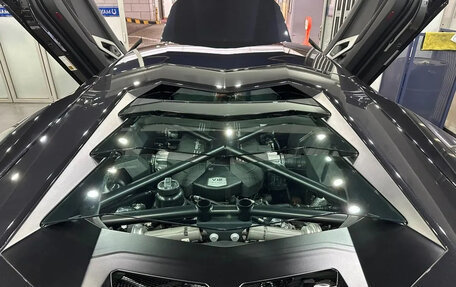 Lamborghini Aventador I рестайлинг, 2019 год, 33 720 000 рублей, 17 фотография