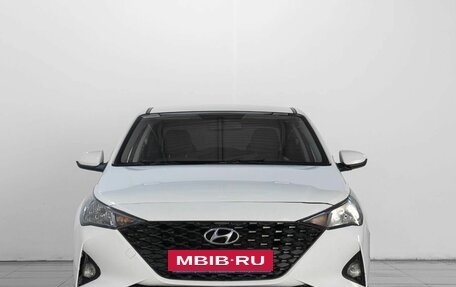 Hyundai Solaris II рестайлинг, 2020 год, 1 699 000 рублей, 2 фотография