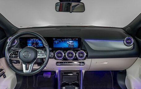 Mercedes-Benz GLA, 2021 год, 3 990 000 рублей, 12 фотография