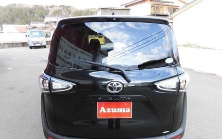 Toyota Sienta II, 2019 год, 1 250 000 рублей, 6 фотография