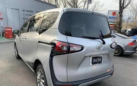 Toyota Sienta II, 2019 год, 1 300 000 рублей, 8 фотография